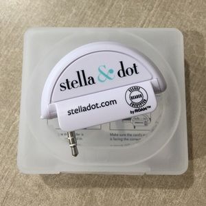 Stella and dot card readers